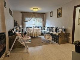 Pis, 100 m², presque neuf, Zona