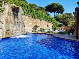 Casa (xalet / torre), 330 m², seminou
