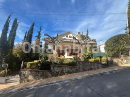 Casa (chalet / torre), 221 m²