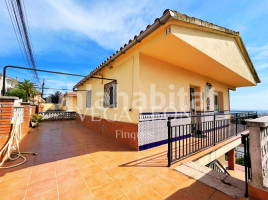 Casa (xalet / torre), 180 m², prop de bus i tren