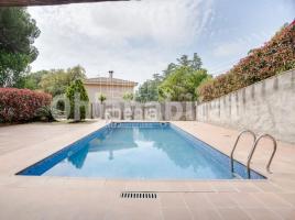  (unifamiliar adossada), 209 m², presque neuf, Zona
