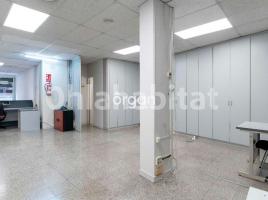 Business premises, 178 m², Zona