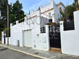 Casa (xalet / torre), 221 m²