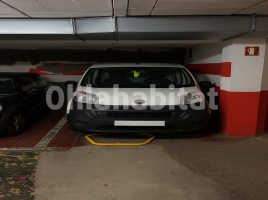 Plaza de aparcamiento, 6 m², Calle de Galileu