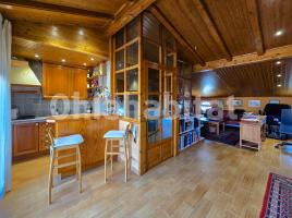 Casa (unifamiliar adossada), 301 m²
