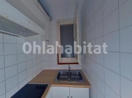 Pis, 48 m², prop de bus i tren, Pasaje del General Prim, 23