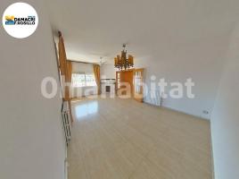 Louer  (xalet / torre), 90 m²