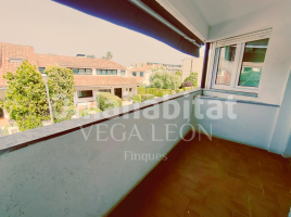 Casa (unifamiliar adossada), 158 m², prop de bus i tren