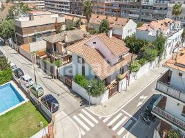 Casa (unifamiliar aislada), 246 m², Calle Enrique Granados