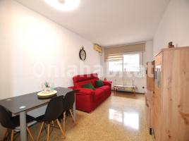 Piso, 69 m², cerca de bus y tren, Calle de Sant Bartomeu