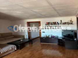 Piso, 70 m², cerca de bus y tren