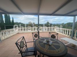 Casa (xalet / torre), 301 m², seminou, Calle Puigsacalm
