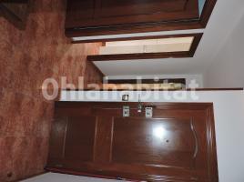 Piso, 73 m², cerca de bus y tren