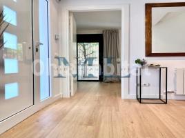 Casa (unifamiliar adossada), 190 m², prop de bus i tren, seminou