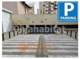 Alquiler plaza de aparcamiento, 13 m², Calle del Treball, 215
