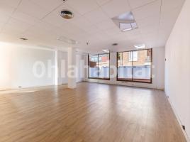 Louer , 134 m², Calle de Plató