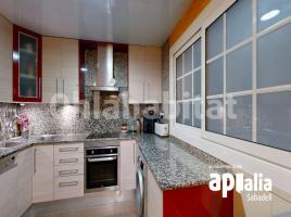 Piso, 91 m², cerca de bus y tren