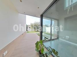 Casa (chalet / torre), 268 m², seminuevo