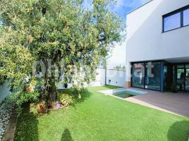 Casa (chalet / torre), 268 m², seminuevo