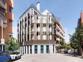 Alquiler local comercial, 110 m², seminuevo, Paseo Maragall