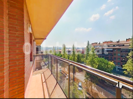 Piso, 97 m², cerca de bus y tren, seminuevo, Paseo de Francesc Macià, 86