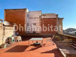 Propietat vertical, 572 m², Zona