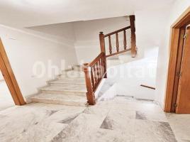  (unifamiliar adossada), 124 m², presque neuf