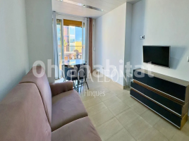 Piso, 82 m², cerca de bus y tren