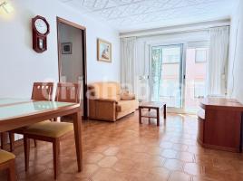 Pis, 75 m², près de bus et de train, Calle de Santa Creu