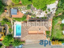 Casa (xalet / torre), 263 m², seminou, Calle del Berguedà