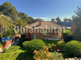 Lloguer Casa (unifamiliar adossada), 310 m², Zona