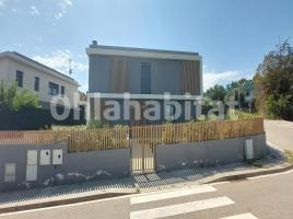 Casa (xalet / torre), 350 m², nou