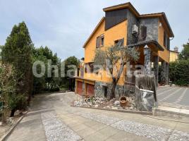 Houses (villa / tower), 186 m²