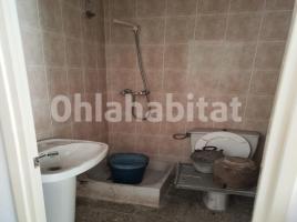 For rent business premises, 90 m², Calle de Sant Jordi