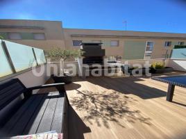 Houses (terraced house), 248 m², almost new, Calle de l'Abat Escarré