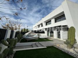 Duplex, 300 m²