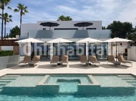 Alquiler Casa (chalet / torre), 320 m²