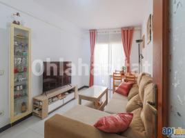 Piso, 60 m², cerca de bus y tren