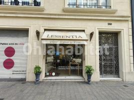 Alquiler local comercial, 65 m², cerca de bus y tren, Calle de Balmes