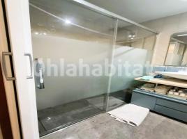 Ático, 172 m², cerca de bus y tren, seminuevo, Calle Republica Portuguesa