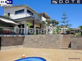  (unifamiliar aïllada), 360 m², presque neuf, Zona