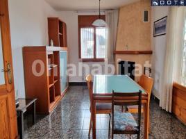  (unifamiliar aïllada), 228 m², Zona