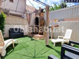 Casa (unifamiliar adossada), 187 m², Zona