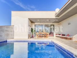 Casa (xalet / torre), 477 m², seminou, Calle Vilafant, 15