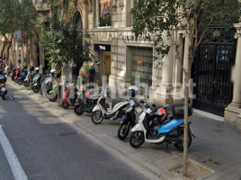 Alquiler local comercial, 103 m², Calle de Muntaner, 269