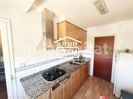 Apartamento, 61 m², cerca de bus y tren
