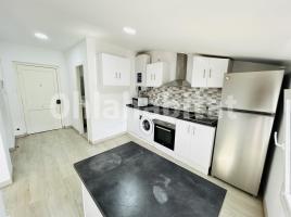 Flat, 90 m²