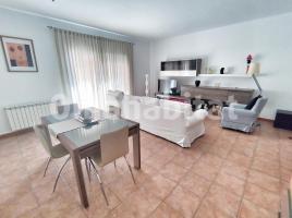 Houses (terraced house), 183 m², almost new, Calle de Santa Caterina