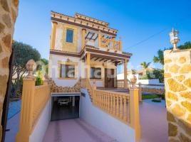 Casa (unifamiliar aislada), 280 m², seminuevo, Calle Monte