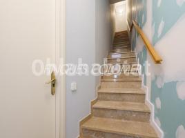Casa (unifamiliar adossada), 176 m², prop de bus i tren